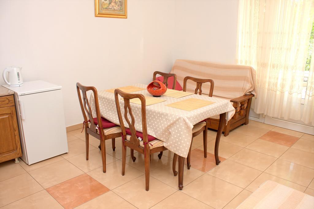 Apartments Dani Makarska Szoba fotó